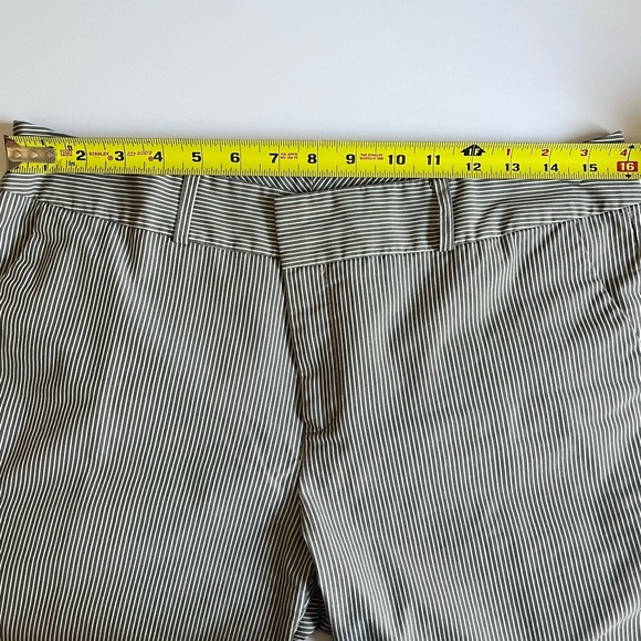 Norma Kamali• Cropped Ankle Trousers•Sz 10 - Picture 8 of 12